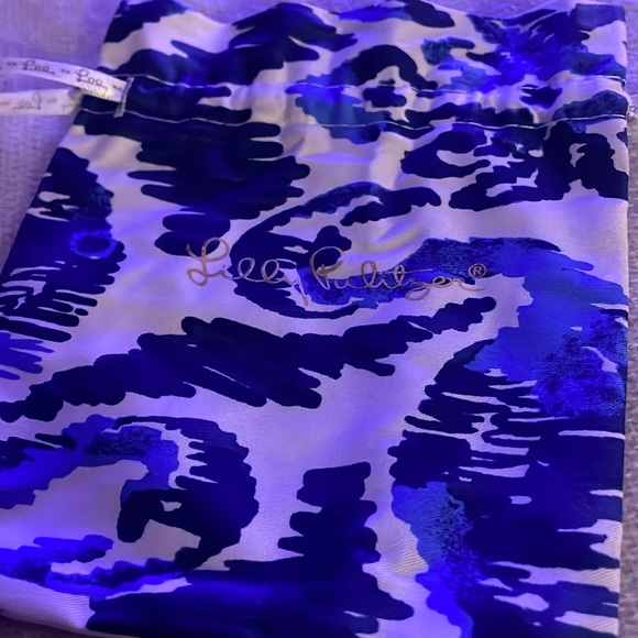 Lilly Pulitzer Fabric Drawstring Bag - Picture 1 of 4